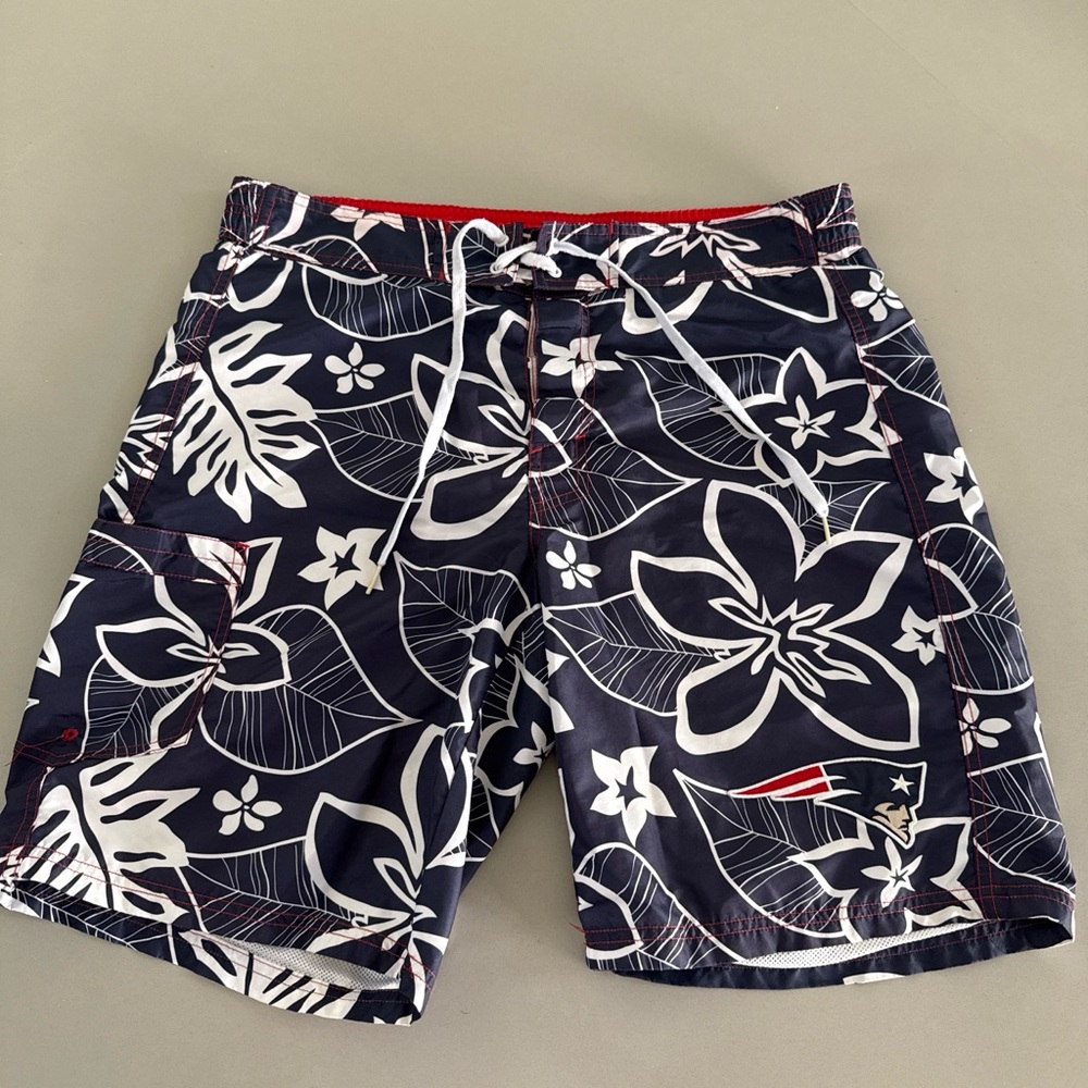 NFL Navy and White Floral Swim Board Shorts Sporty New England Patriots